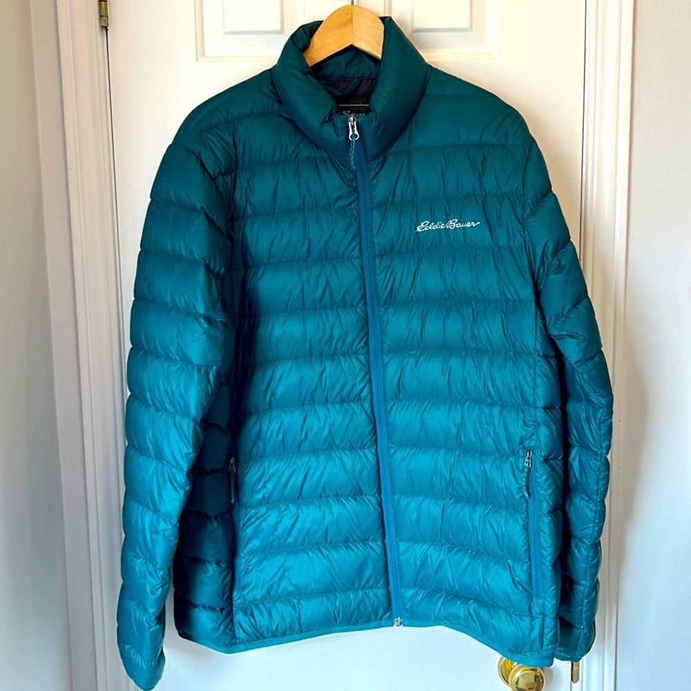 Men’s Eddie Bauer CirrusLite Down Jacket